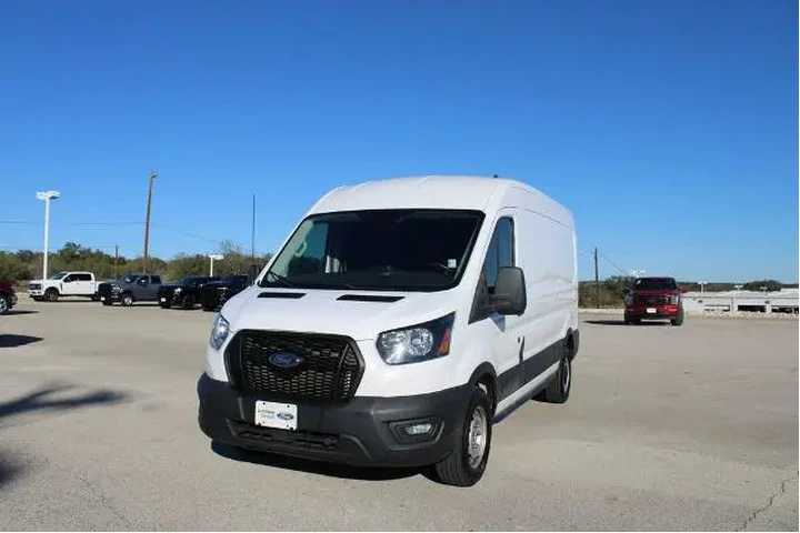 $33700 : Ford Transit 2021 250 3dr SW image 4