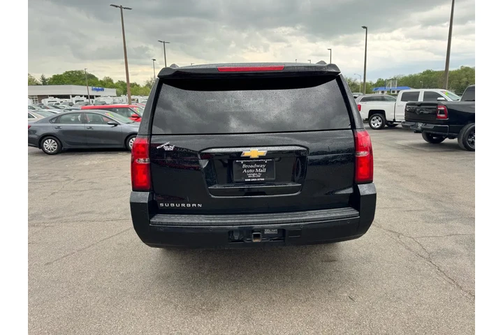 $14980 : 2019 Suburban 4WD 4dr 1500 LT image 3