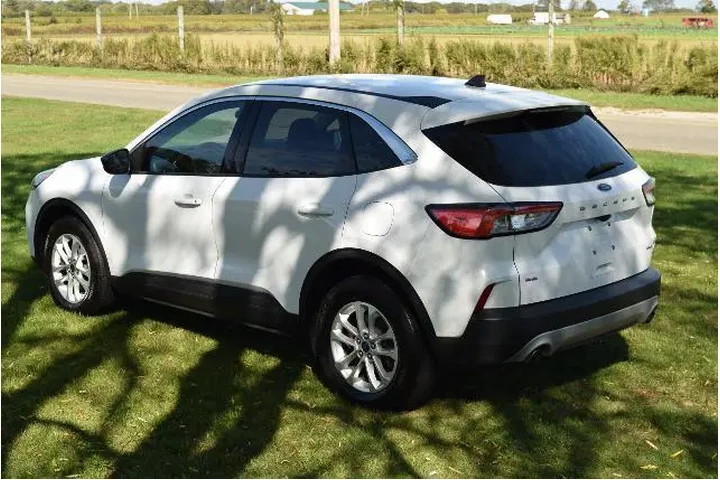 $21750 : Ford Escape 2022 AWD SE 4dr image 5