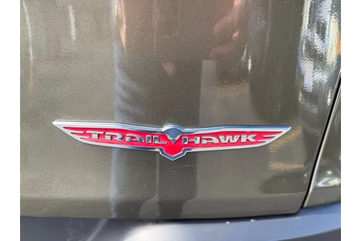 $15999 : 2015 Cherokee TRAILHAWK image 6