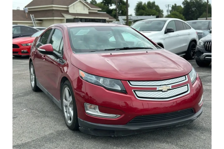 2013 CHEVROLET VOLT SEDAN 4D image 8