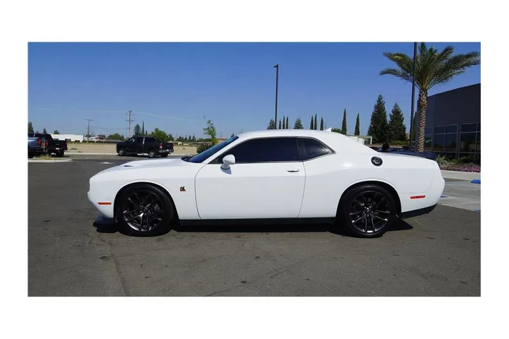 $37984 : 2021 Challenger R/T Scat Pack image 9