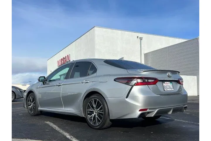 $23997 : Toyota Camry 2021 SE 4dr Sed image 4
