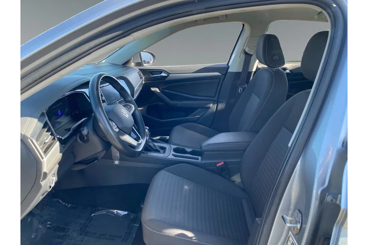 $25397 : Volkswagen Jetta 2024 S 4dr image 9