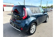 $9750 : 2017 Soul + Auto thumbnail