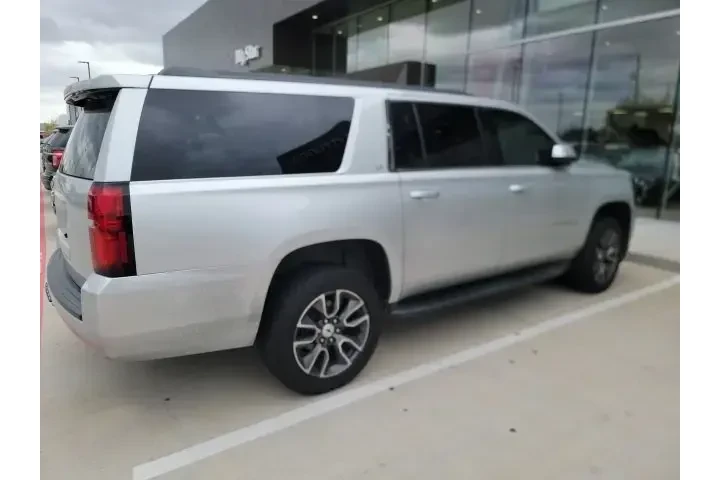 $19988 : Chevrolet Suburban 2019 4x4 image 3