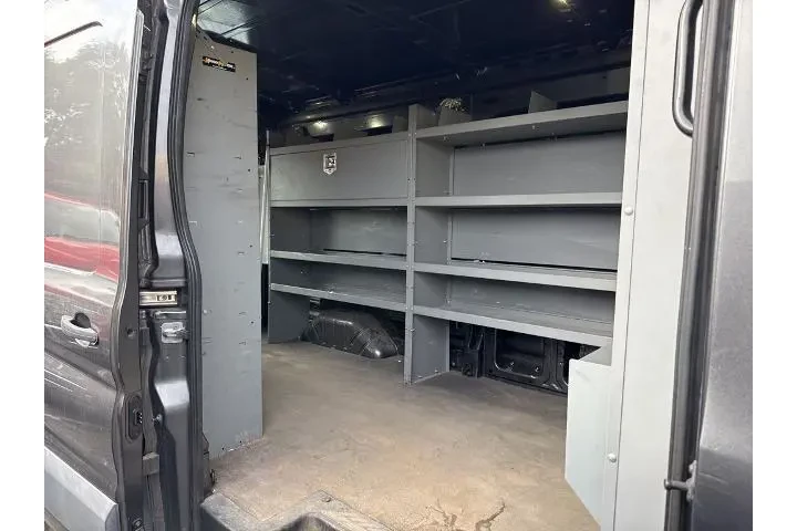 $23500 : Ford Transit 2017 250 3dr LW image 4