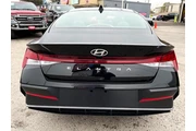 2024 Elantra SEL thumbnail