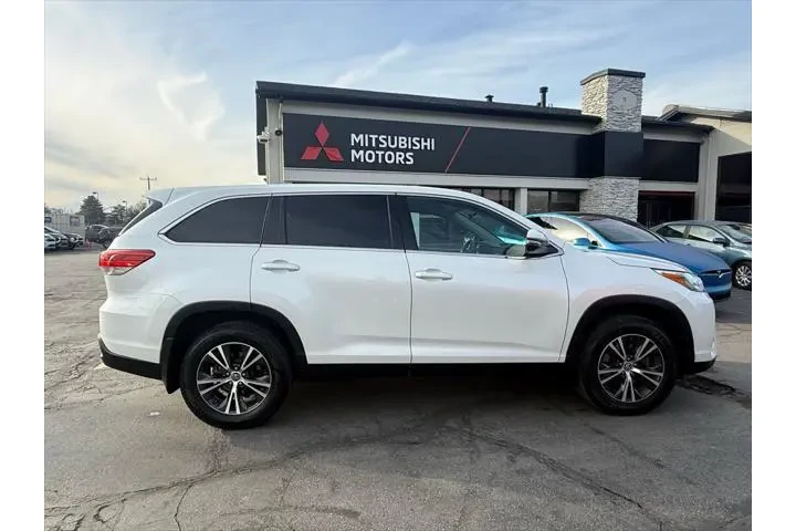 $21764 : Toyota Highlander 2019 AWD L image 8