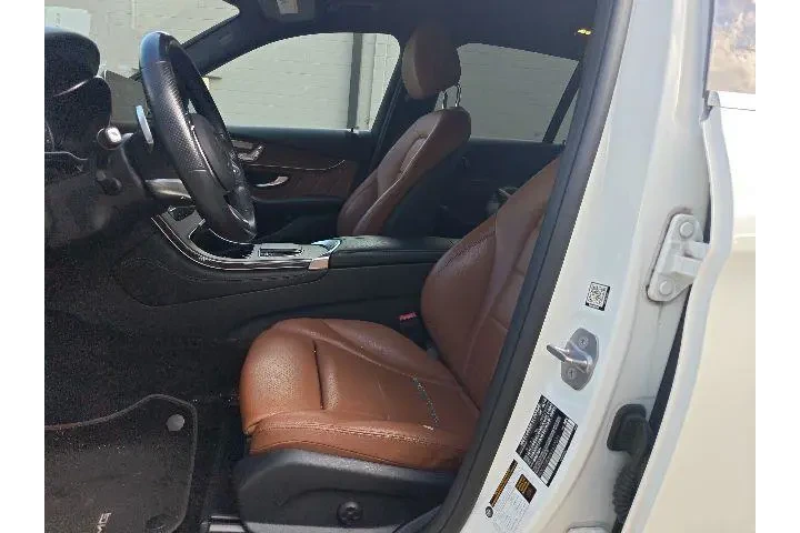 $20990 : Mercedes-Benz GLC 2020 GLC 3 image 8