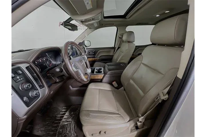 $25975 : GMC Sierra 1500 2015 4x4 SLT image 10