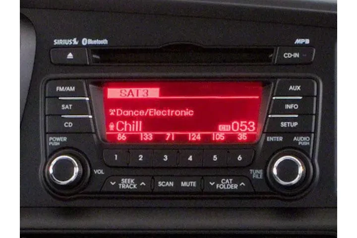 2013 Optima LX image 10