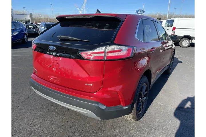 $27788 : Ford Edge 2022 AWD SEL 4dr C image 9