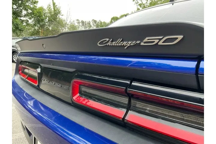 $22985 : Dodge Challenger 2020 R/T 50 image 9