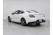$29998 : Genesis G70 2022 2.0T 4dr Se thumbnail