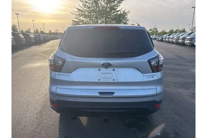 $16500 : Ford Escape 2017 AWD Titaniu image 5