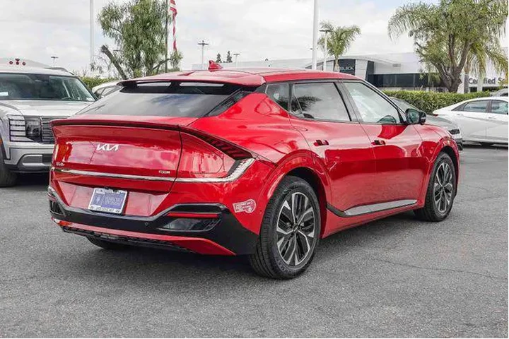 $29120 : Kia EV6 2023 GT-Line 4dr Cro image 4