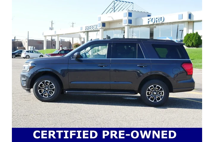 $39400 : Ford Expedition 2024 4x4 XLT image 2