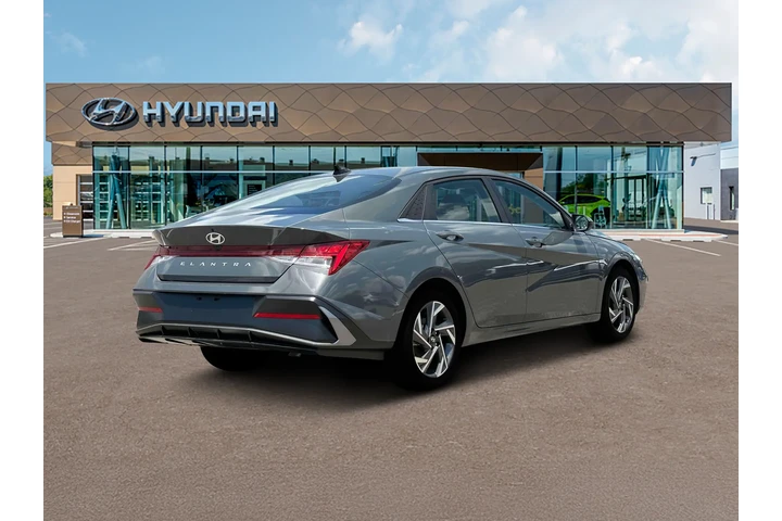 $20495 : Hyundai ELANTRA 2024 SEL 4dr image 7