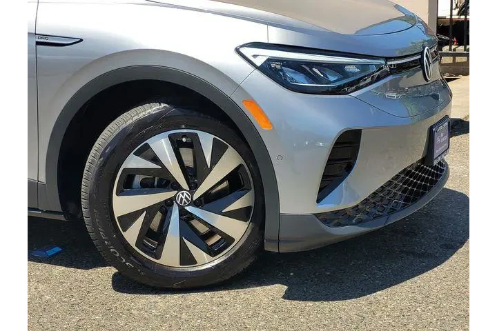 $28664 : Volkswagen ID.4 2025 Pro 4dr image 6