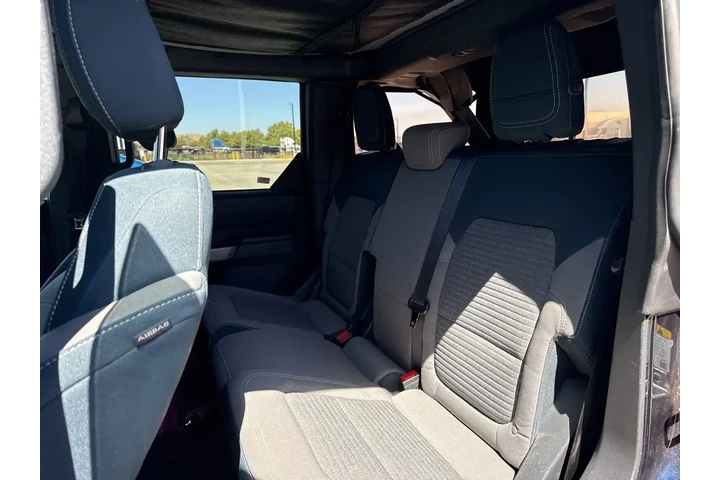 $27988 : Ford Bronco 2021 4x4 Outer B image 6