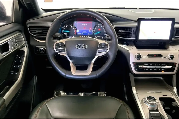 $37991 : Ford Explorer 2024 AWD Timbe image 3