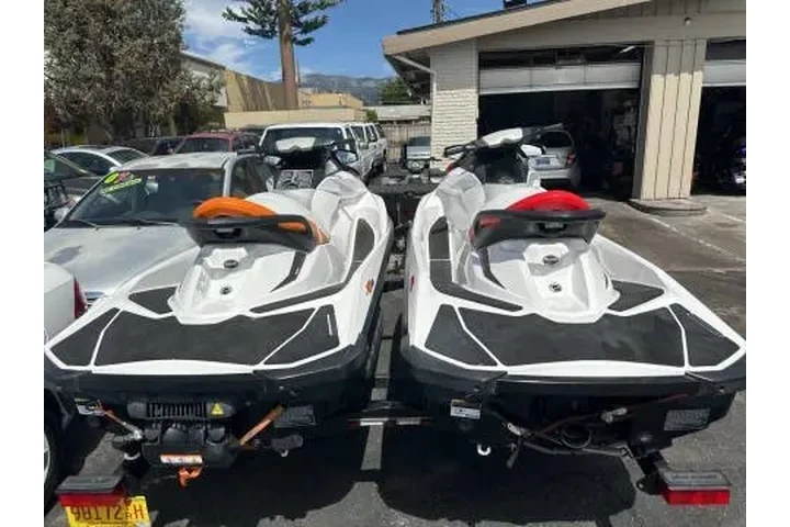 2011 Sea-Doo GTI 130 image 6