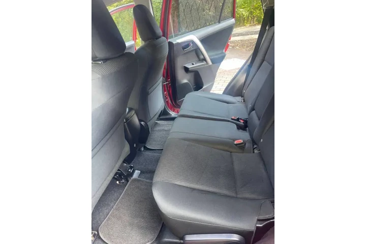 $13500 : 2017 RAV4 LE image 5