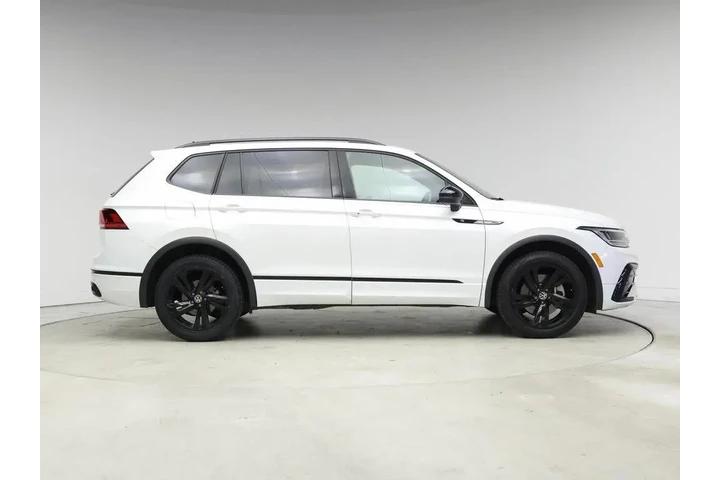 $25998 : Volkswagen Tiguan 2023 SE R- image 7