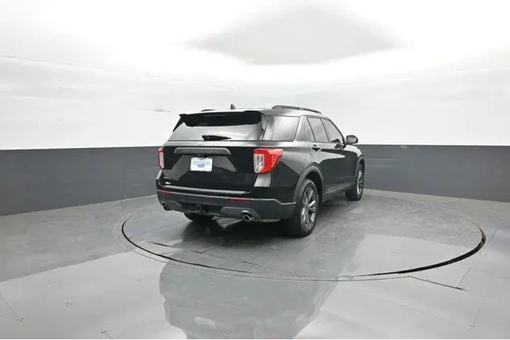 $31672 : Ford Explorer 2022 AWD XLT 4 image 7