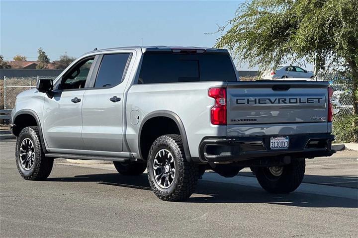 $66200 : Silverado 1500 ZR2 image 7