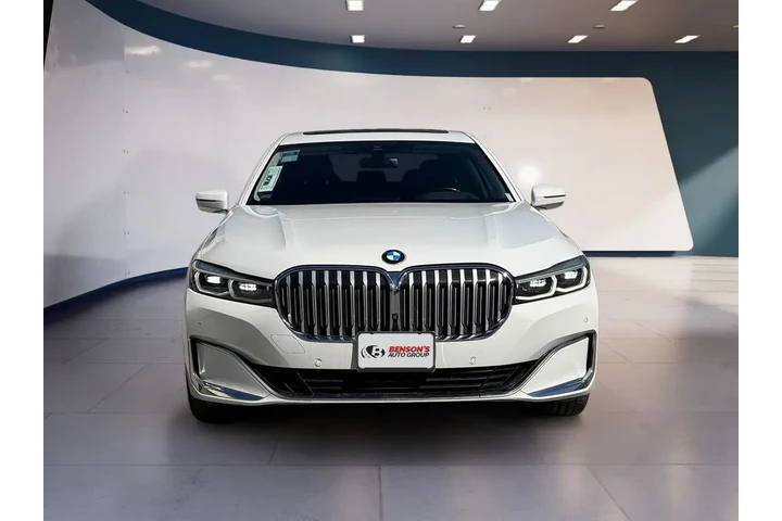 $39733 : BMW 7 Series 2022 740i 4dr S image 8