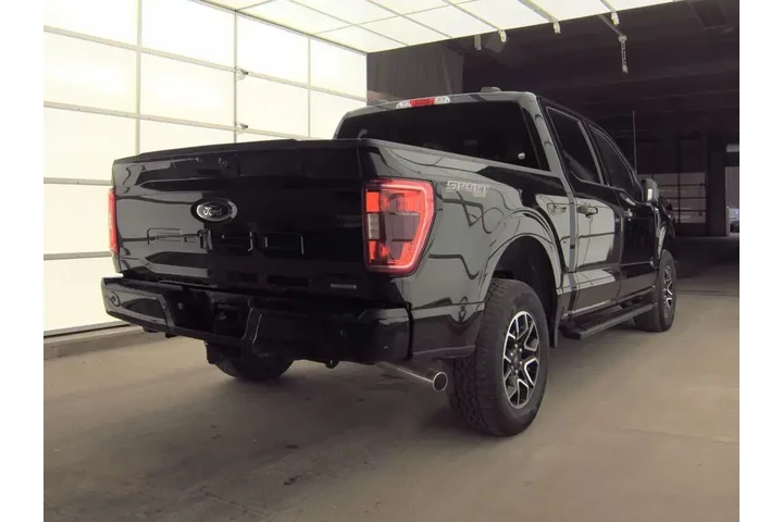 $37999 : Ford F-150 2023 4x4 XLT 4dr image 5