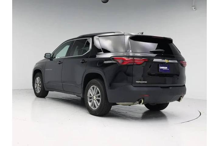 $25998 : Chevrolet Traverse 2023 LT C image 2