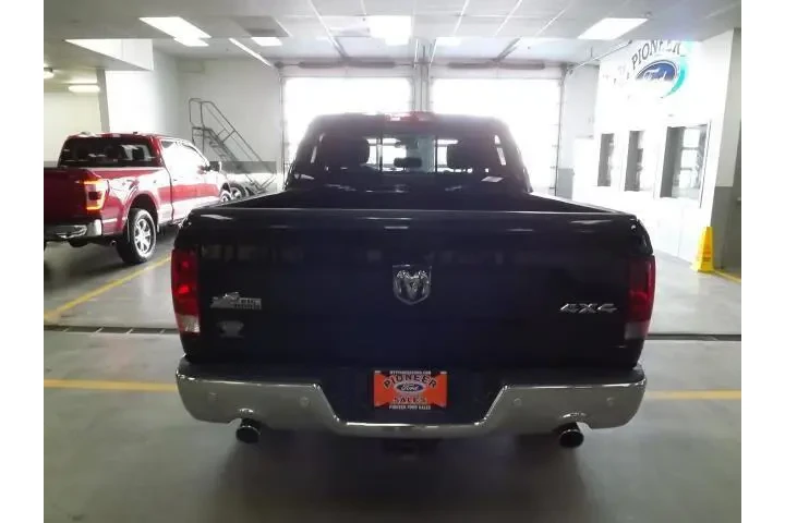 $21585 : Ram 1500 2018 4x4 SLT 4dr Cr image 4