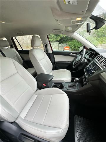 $15995 : 2019 Tiguan image 10