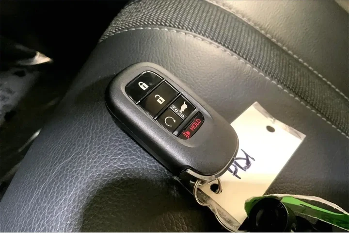 $30991 : Honda Pilot 2024 EX-L 4dr SU image 10