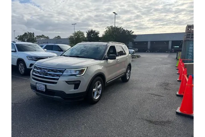 $23000 : Ford Explorer 2018 XLT 4dr S image 1