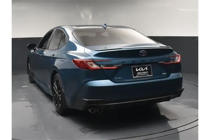 $25142 : Toyota Camry 2025 SE 4dr Sed image 6