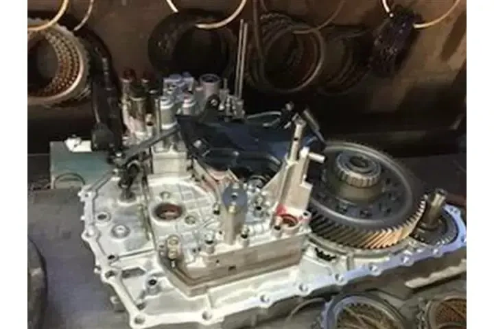 TEO'S TRANSMISSION & AUTO - LA image 3