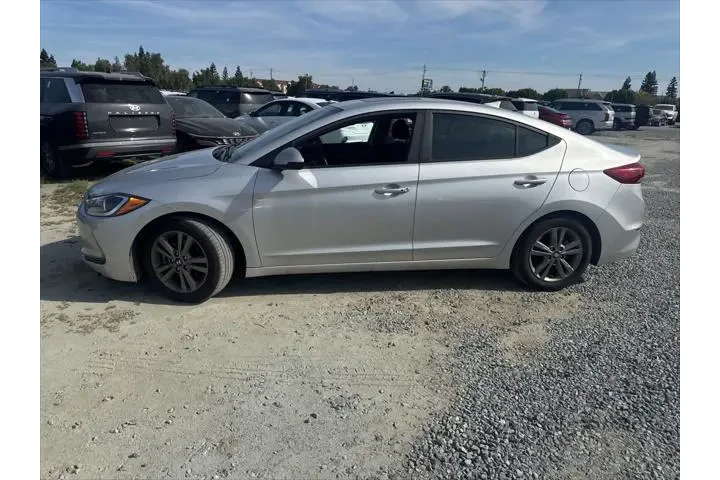 $12999 : Hyundai ELANTRA 2018 Value E image 4