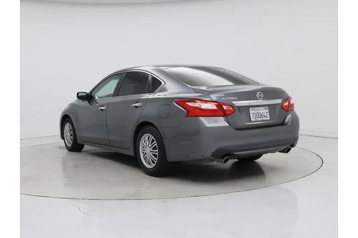 $11998 : Nissan Altima 2016 2.5 S 4dr image 2