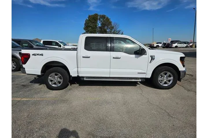 $35000 : Ford F-150 2024 4x4 XLT 4dr image 4