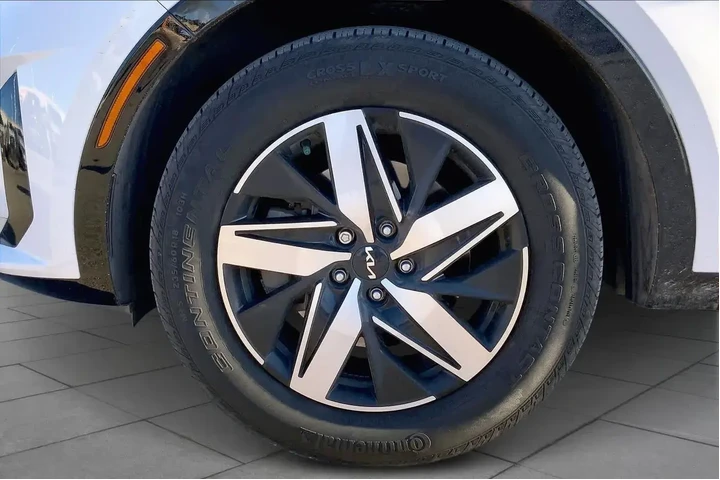 $25162 : Kia Sorento 2022 S 4dr SUV image 10