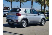 $19859 : Hyundai VENUE 2026 SE 4dr Cr thumbnail