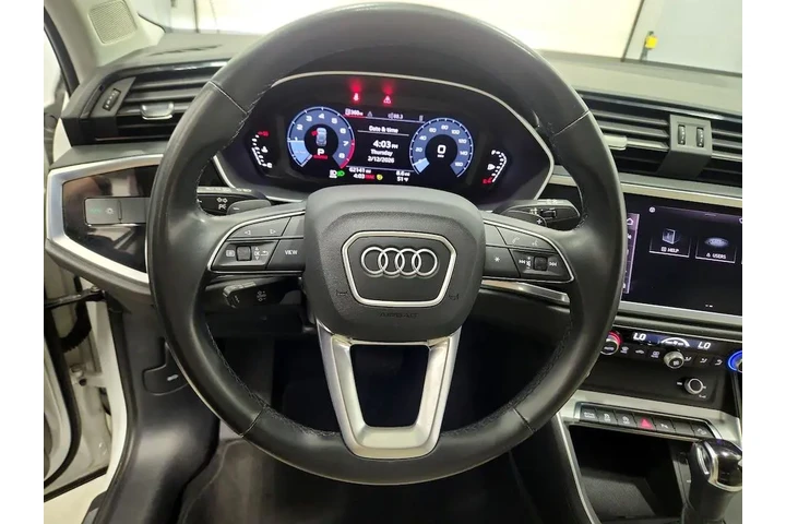 $24998 : Audi Q3 2022 AWD quattro S l image 10