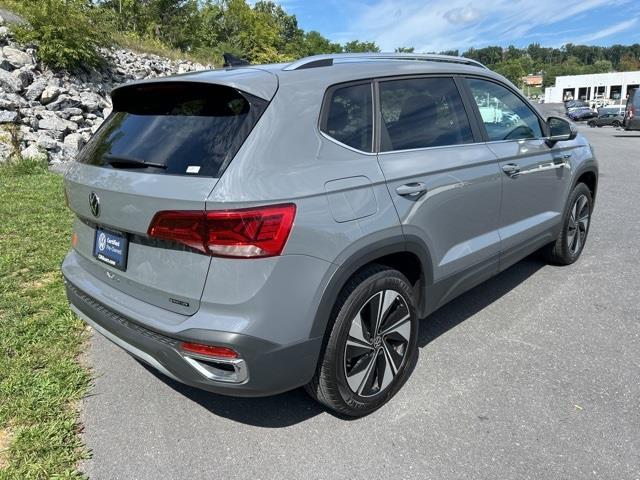 $29998 : PRE-OWNED 2024 VOLKSWAGEN TAO image 7