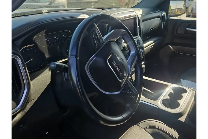 $37000 : GMC Sierra 1500 2019 4x4 SLT image 2