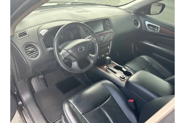 $8995 : 2017 Pathfinder Platinum image 10