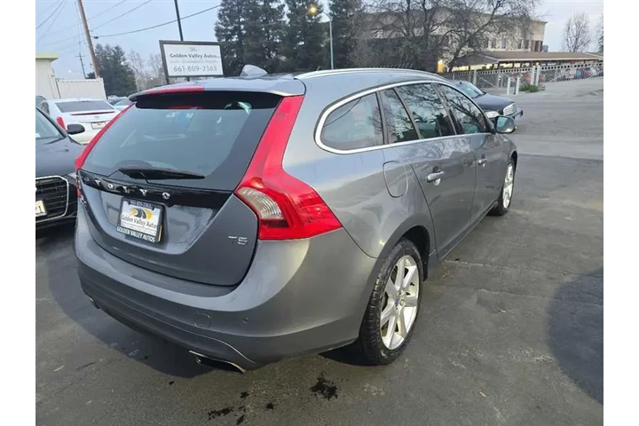 $9999 : 2016 V60 image 9